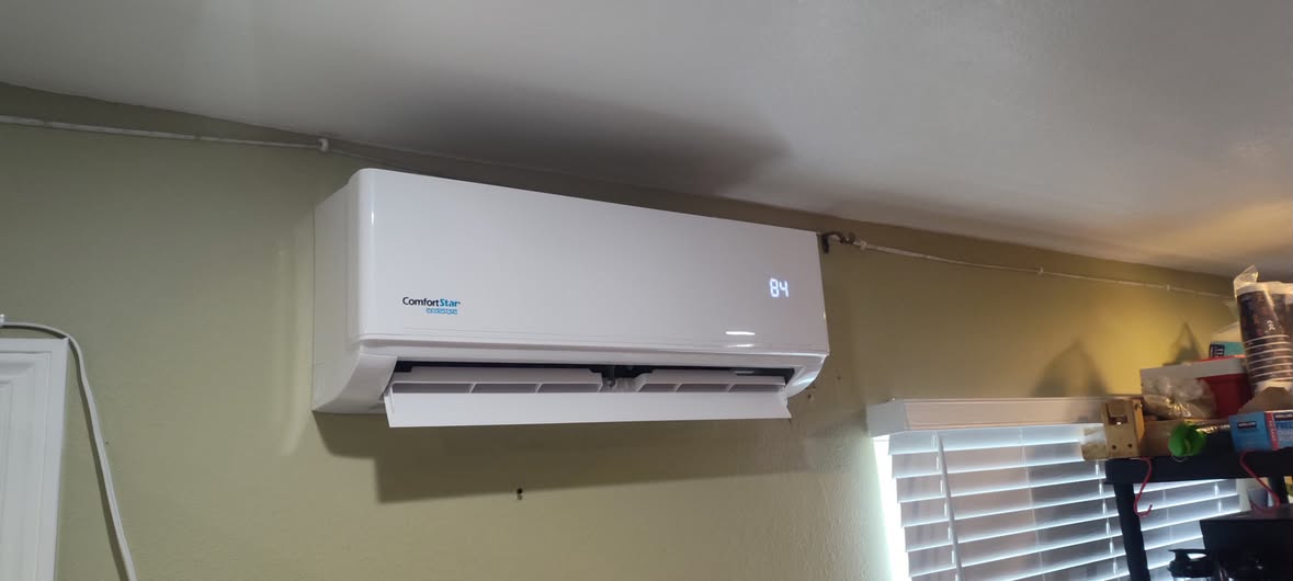 ComfortStar mini-split head reading 84 degrees before cooldown